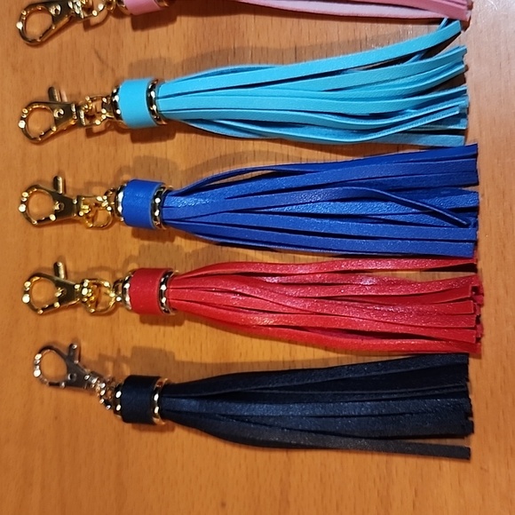 🆕️ Leather Tassel Keychain, 5.5” inch Pendant Charms, Handbag Phone Key - Picture 2 of 15